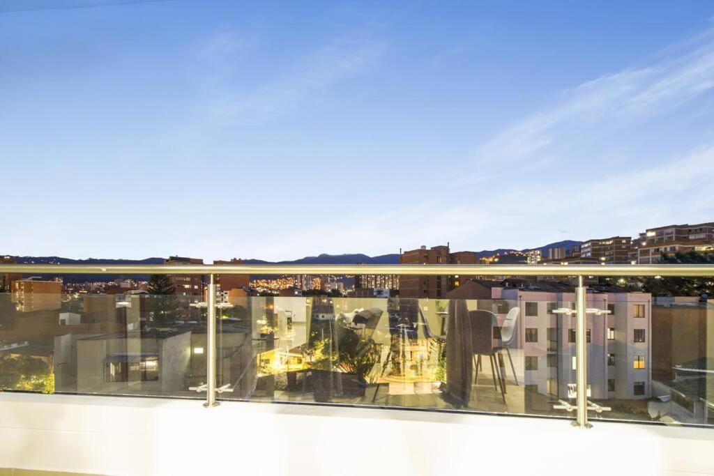 Amplio Apartamento En Calasanz - Estadio Medellín Zewnętrze zdjęcie