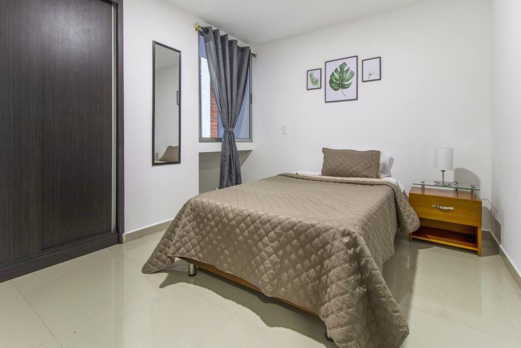 Amplio Apartamento En Calasanz - Estadio Medellín Zewnętrze zdjęcie