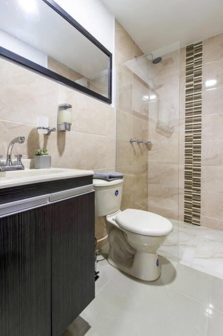 Amplio Apartamento En Calasanz - Estadio Medellín Zewnętrze zdjęcie