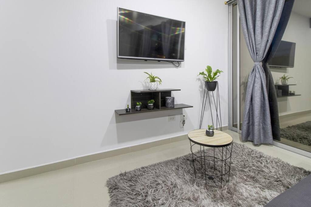Amplio Apartamento En Calasanz - Estadio Medellín Zewnętrze zdjęcie